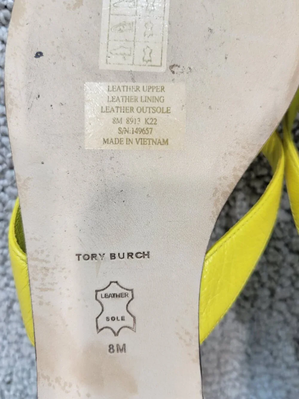 Tory Burch Classic Women's Size 8M Colza Yellow Leather Flip Flop Sandals